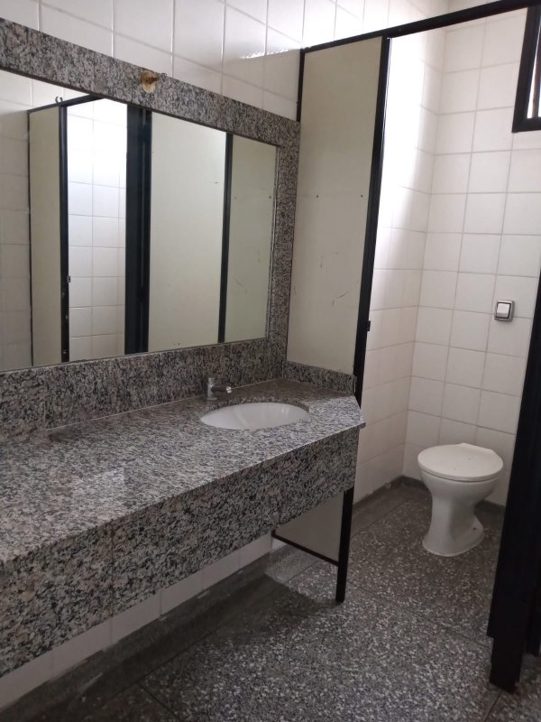 Prédio Comercial à venda no bairro Planalto Paulista em São Paulo/SP, 40 vagas | 1250m² | Oportunidade
