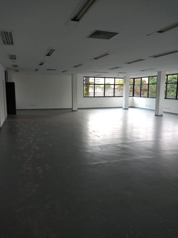 Prédio Comercial à venda no bairro Planalto Paulista em São Paulo/SP, 40 vagas | 1250m² | Oportunidade