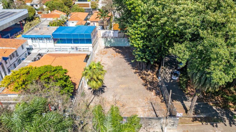 Terreno à venda no bairro Jardim Paulista em São Paulo/SP | Alto Padrão / Luxo