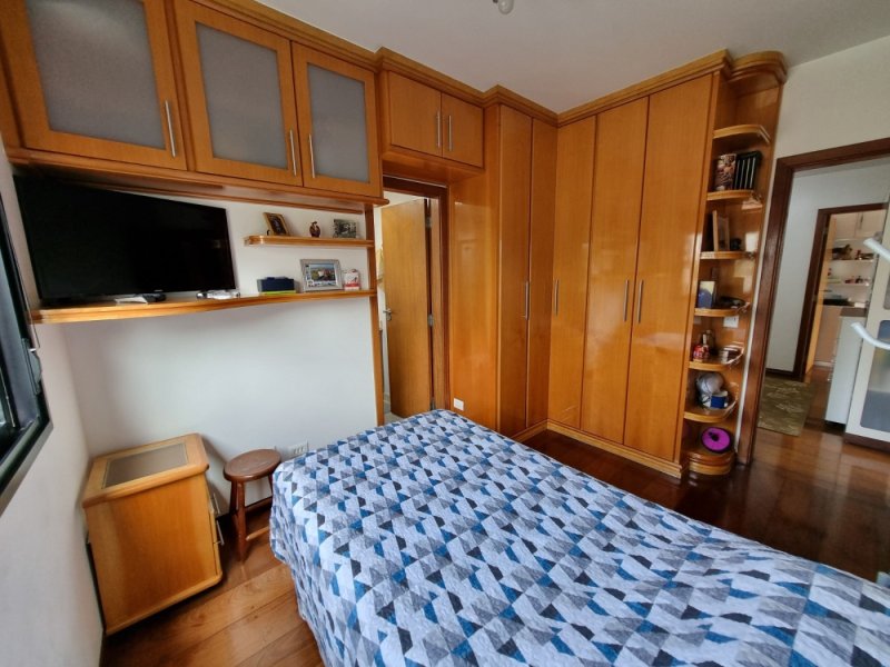 Apartamento à venda no bairro Chácara Inglesa em São Paulo/SP | 3 quartos, 3 suítes, 3 vagas | 230m² | Alto Padrão / Luxo