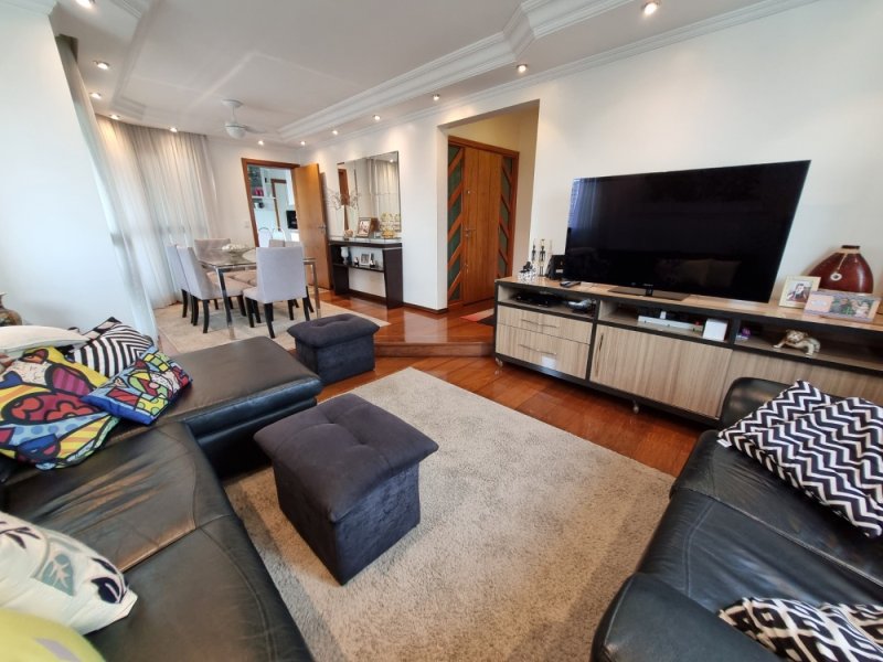 Apartamento à venda no bairro Chácara Inglesa em São Paulo/SP | 3 quartos, 3 suítes, 3 vagas | 230m² | Alto Padrão / Luxo