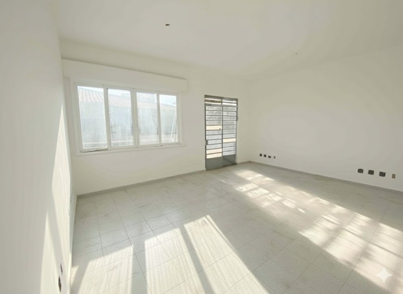Casa à locação no bairro Santo Amaro em São Paulo/SP, 7 vagas | 380m² | Oportunidade