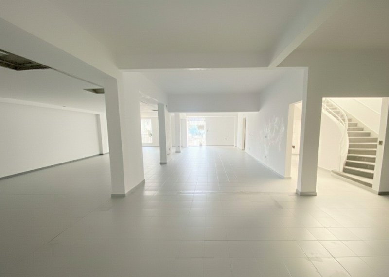 Casa à locação no bairro Santo Amaro em São Paulo/SP, 7 vagas | 380m² | Oportunidade