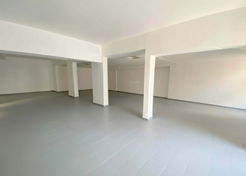 Casa à locação no bairro Santo Amaro em São Paulo/SP, 7 vagas | 380m² | Oportunidade